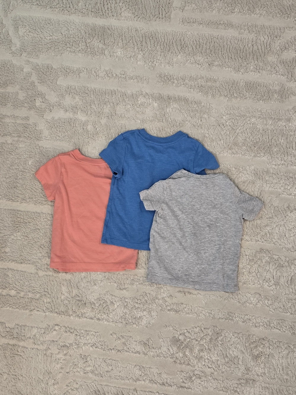 Cat & Jack, Carter's - Bundle Of 3 Baby Graphic Tees 12m - Picture 4 of 7